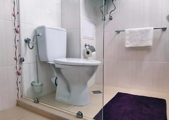 светлая новая студия в