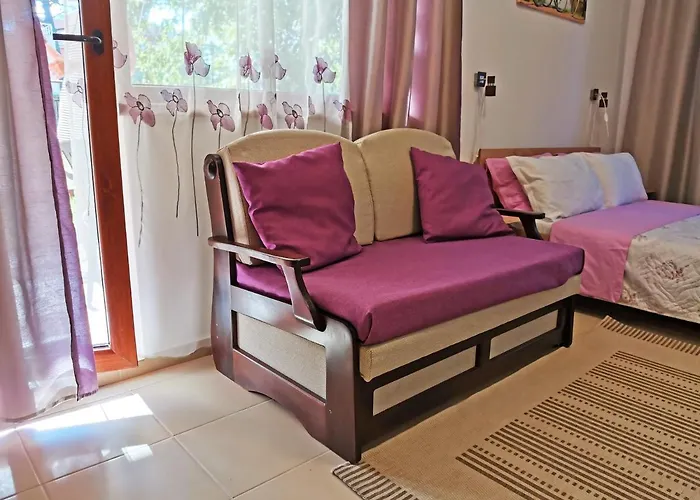 公寓 светлая новая студия в